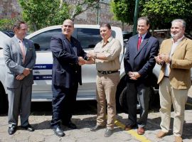 USDA entrega nueva flota vehicular al Senasa